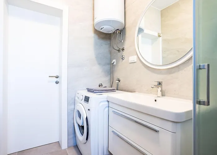 Sunny Pool By Interhome Lägenhet Trogir