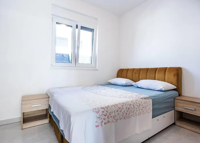 Apartment Sunny Pool By Interhome Trogir